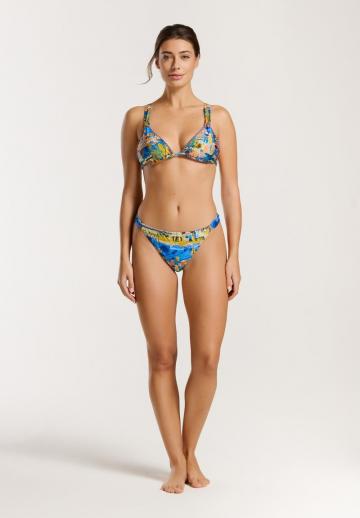 Треугольное бикини