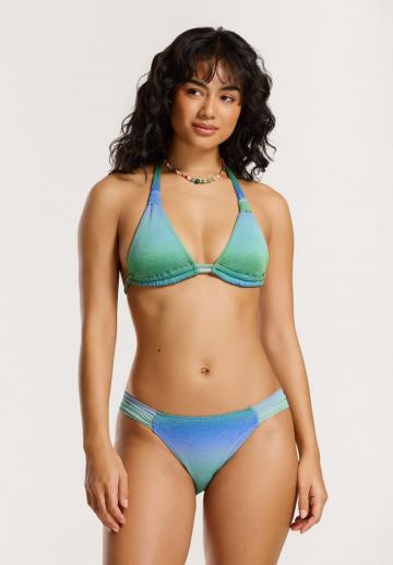 Треугольное бикини