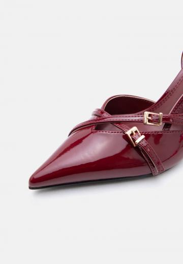 Туфли на высоком каблуке