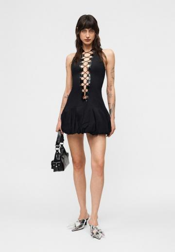 Короткое платье