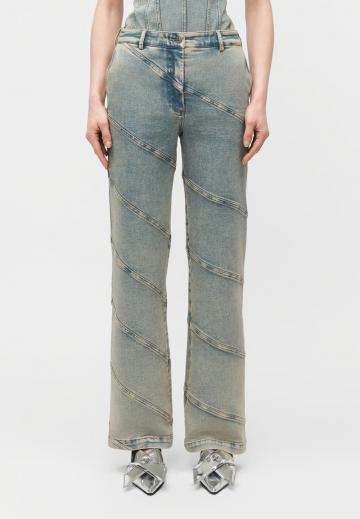 Прямые джинсы