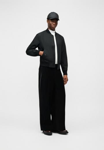 Куртка бомбер