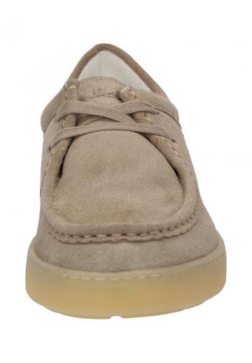 Ботинки на шнуровке