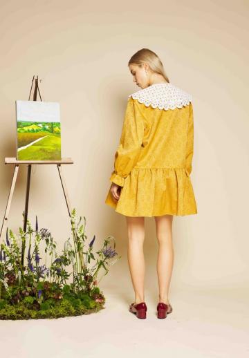 Платье футляр