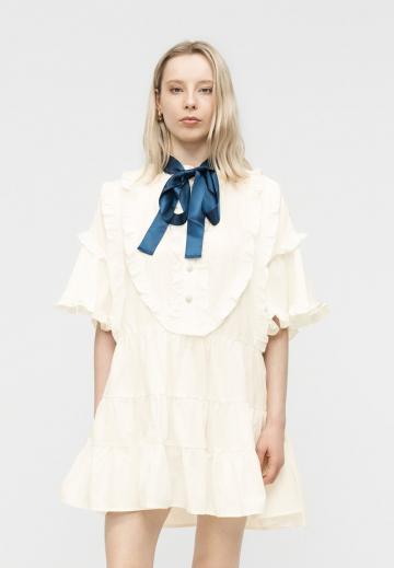 Короткое платье