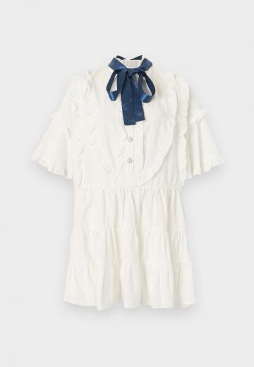 Короткое платье