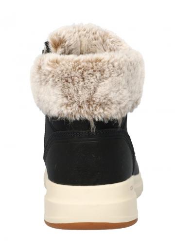 Сапожки на танкетке