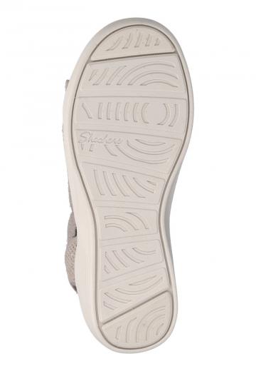 Босоножки на танкетке