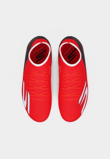 Футбольные бутсы