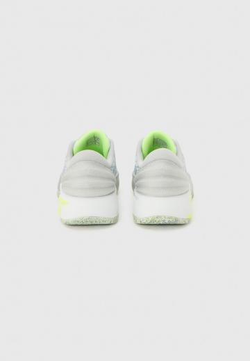 Баскетбольные кроссовки