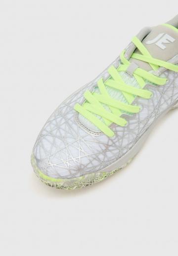 Баскетбольные кроссовки