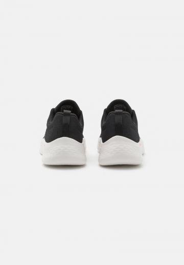 Кроссовки для ходьбы