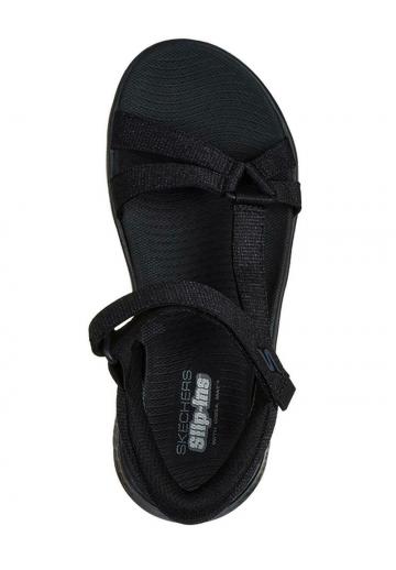 Босоножки на танкетке