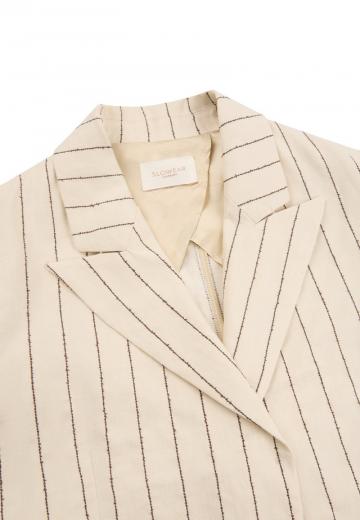 Короткое пальто