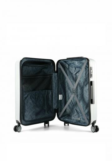 Набор чемоданов