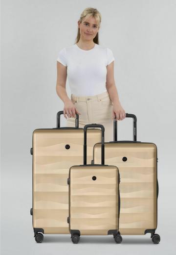 Набор чемоданов