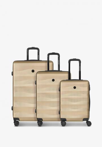 Набор чемоданов