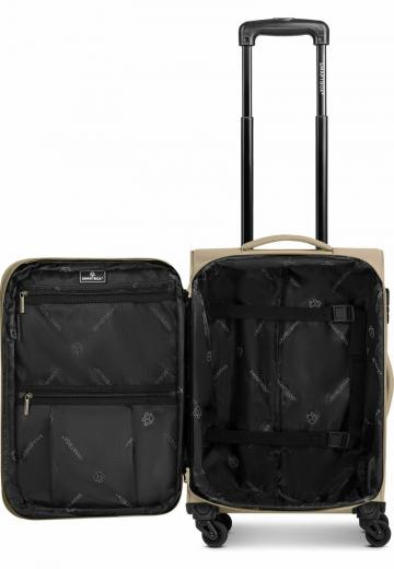 Набор чемоданов