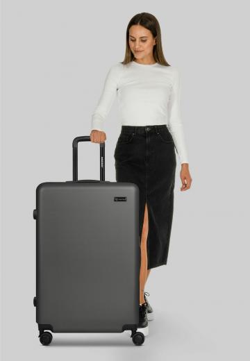 Набор чемоданов