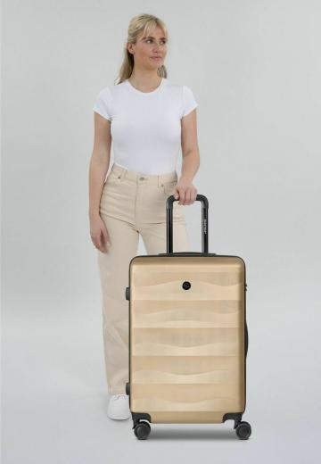 Набор чемоданов