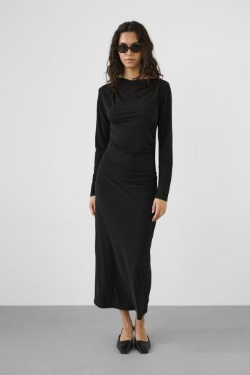 Платье футляр