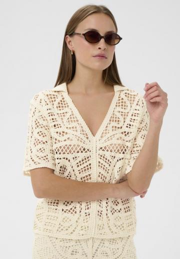 Вязаная кофта