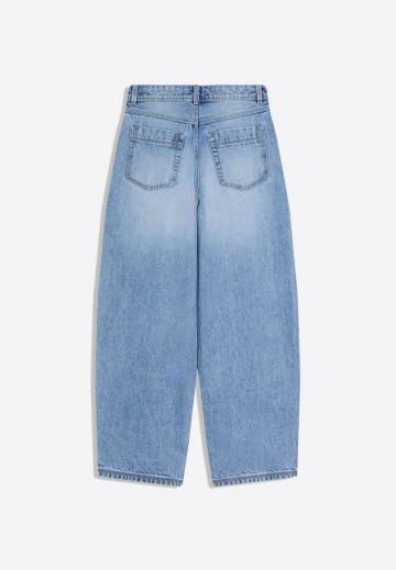 Свободные джинсы