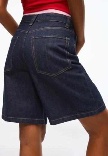 Джинсовые шорты