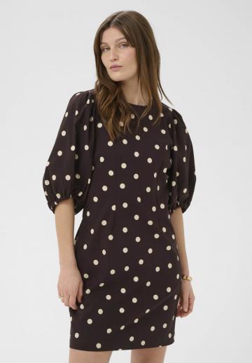 Короткое платье