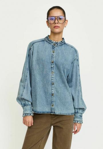 Джинсовая блузка