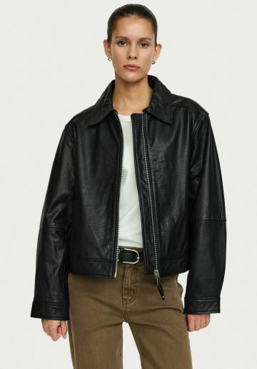 Кожаная куртка