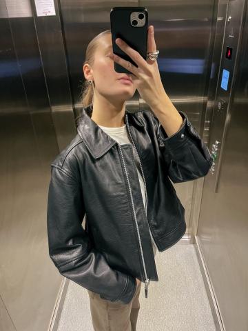 Кожаная куртка