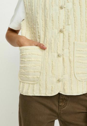 Пуховой жилет