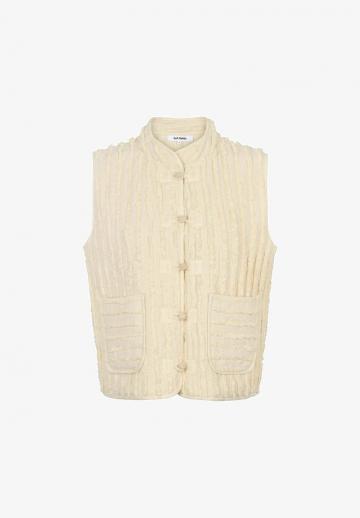 Пуховой жилет