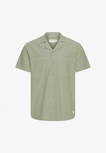 Рубашка с коротким рукавом