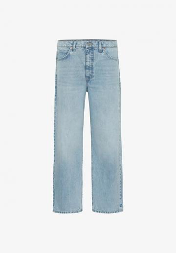 Прямые джинсы