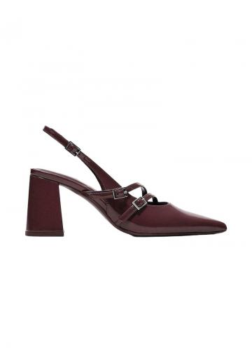 Туфли на высоком каблуке