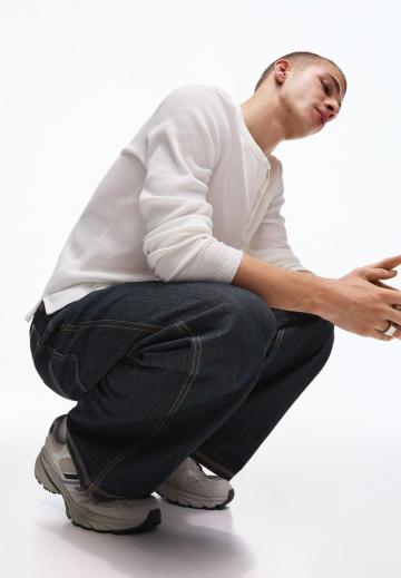 Прямые джинсы