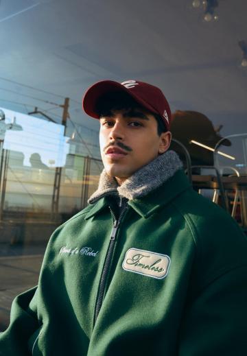 Куртка бомбер