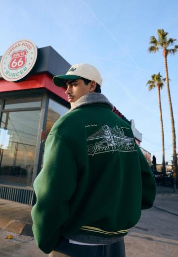 Куртка бомбер