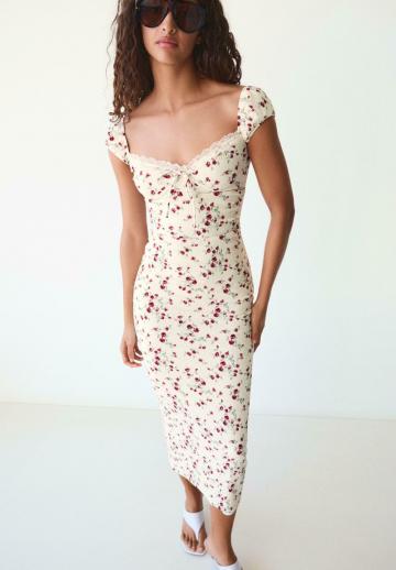 Платье футляр