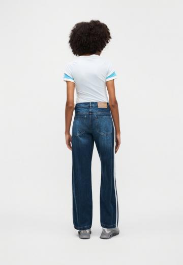 Свободные джинсы