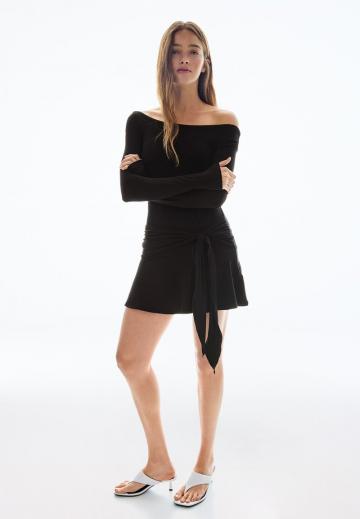 Короткое платье