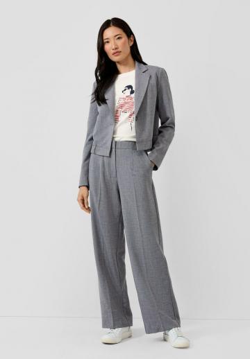 Короткий блейзер