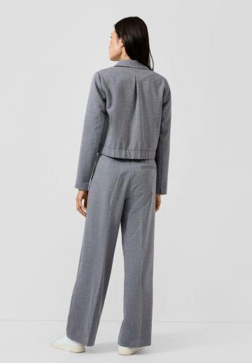 Короткий блейзер