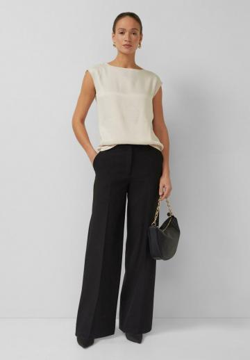 Блузка без рукавов