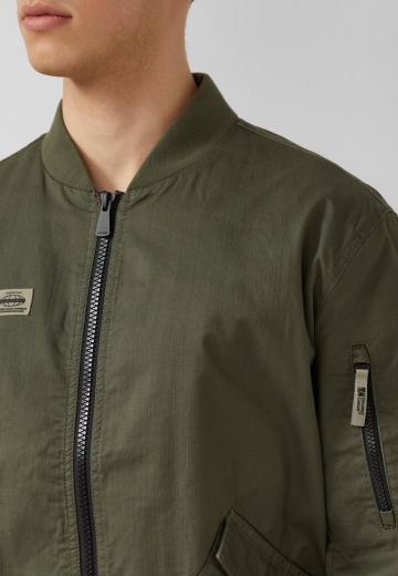 Куртка бомбер