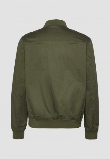 Куртка бомбер