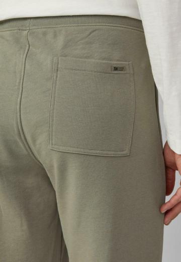 Спортивные штаны