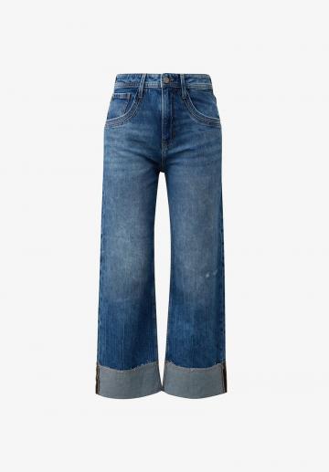 Короткие джинсы